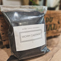 Worm casting / Wurmhumus